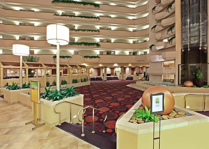 Holiday Inn Springdale-Fayetteville Area By Ihg